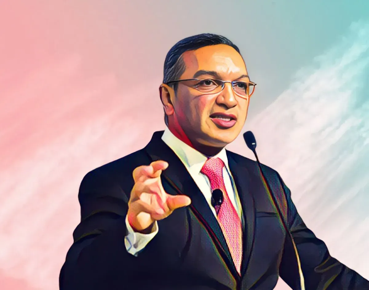 Tycoon Salimo Abdula challenges young Mozambican entrepreneurs to trust themselves and keep going